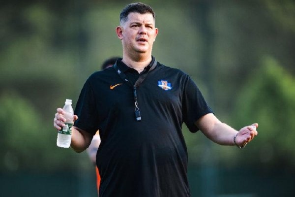 苦练忽闪 放下拖累 敢打敢拼-- 梅州拒却中超六连败