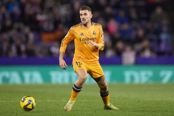 记者：皇马方面觉得塞巴略斯险些弗成能离队，贝蒂斯无法承担用度