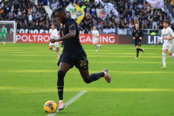 罗马诺：尤文仍鼓吹从巴黎签下穆阿尼，球员亦将斑马军团视为首选