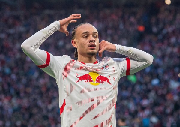 记者：切尔西基本与西蒙斯谈妥个东谈主条件，将向莱比锡提交首份报价