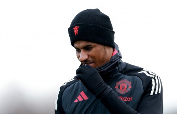 记者：拉什福德转会巴萨将在追究签约庆典后，于当地本事下昼官宣