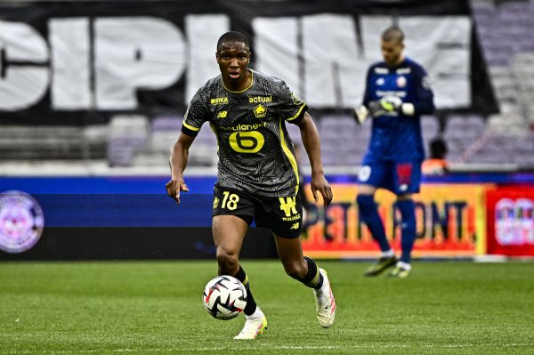 记者：伯恩茅斯引进里尔中卫迪亚克特达公约，展望转会费4000万欧