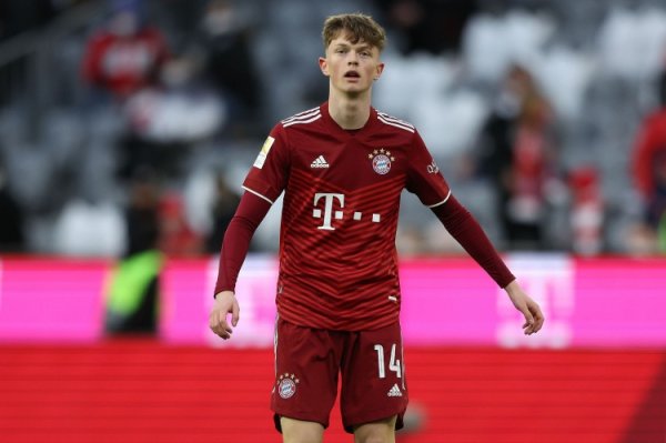 荷媒：埃因霍温成心租赁19岁拜仁中场保罗-万纳尔