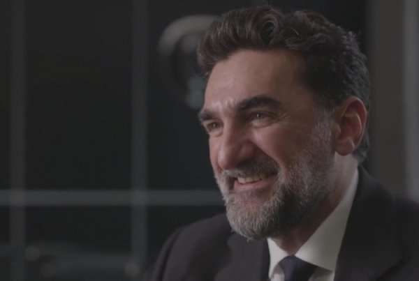 记者：纽卡主席鲁马扬将现场不雅战纽卡vs利物浦