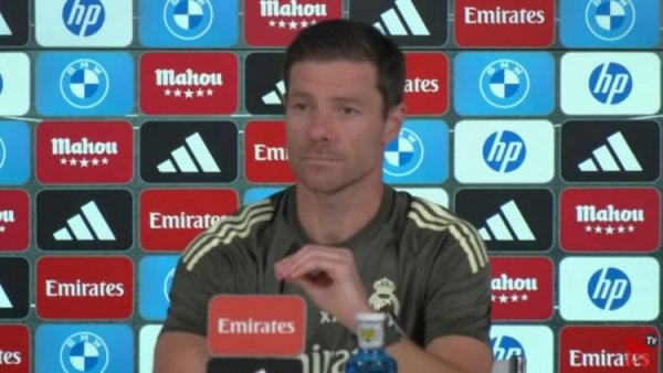 阿隆索：塞巴略斯决定留住 维尼修斯证据注解了他能在替补席产生影响