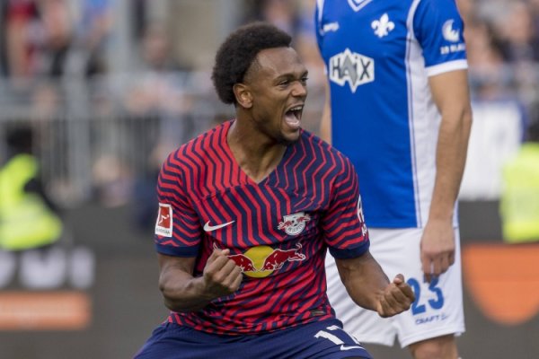 罗马诺：奥蓬达一小时后抵达齐灵，接纳体检并签约成为尤文球员