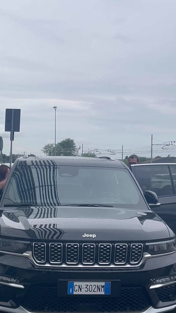 行将加盟！尤文跟队记者：里尔时尚哲格罗瓦已抵达齐灵