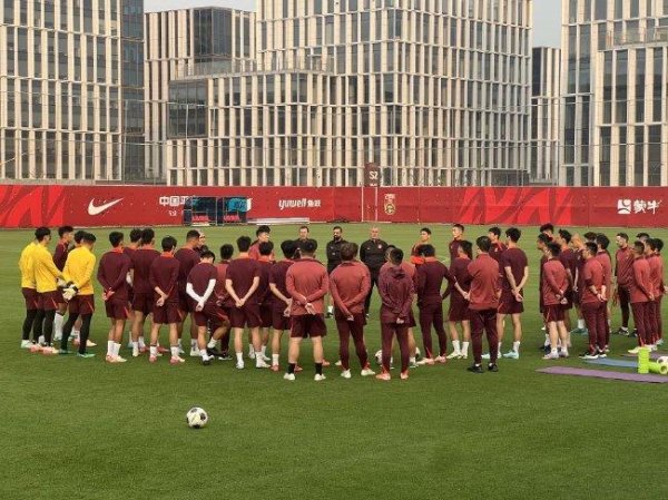 国足上海集训备战世初赛收官战 主见两连胜已无退路可言
