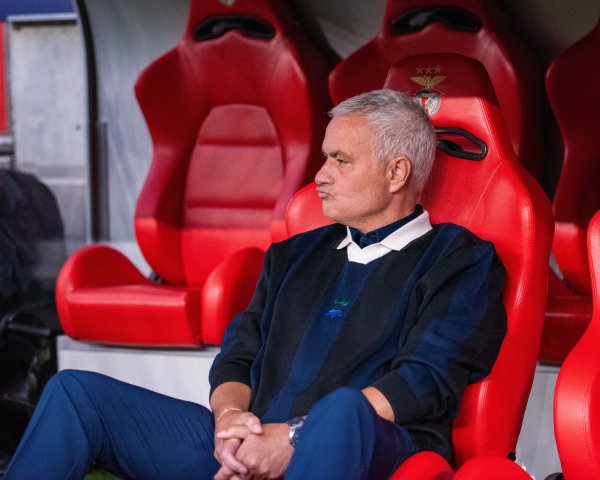 能否东山再起？62岁穆帅近7年仅拿一冠+再遭衔命，与权门渐行渐远