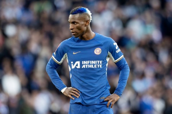 记者：拜仁与切尔西谈杰克逊获得阐明，各方有望杀青契约