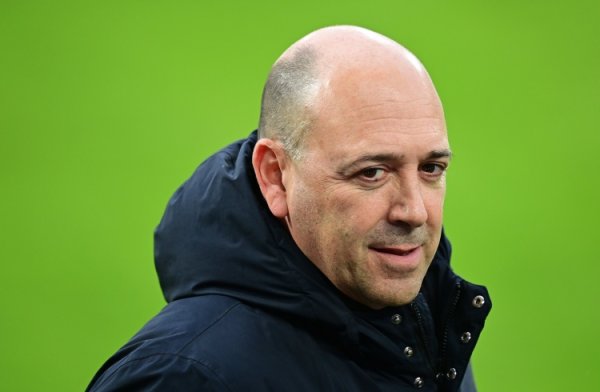 会是谁？药厂高层卡罗：但愿下周一敲定新帅东谈主选，周二就带队磨砺