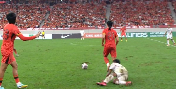 改联赛赛程为U22闪开！记者嘲谑：足协会不会合计集训时辰太短了