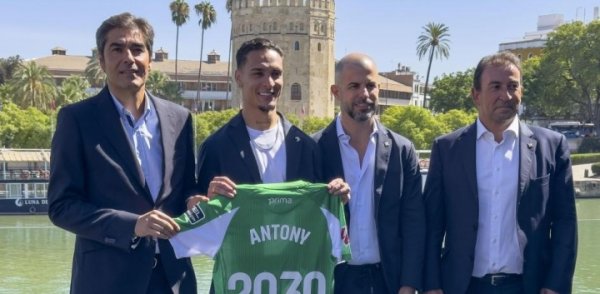 曼联有50%二转！世体：安东尼启动解约金5000万欧，最高6000万欧