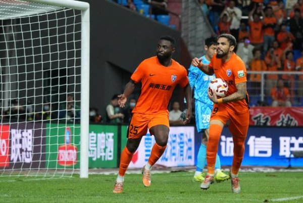 云南玉昆：打卫冕冠军也要全力去拼