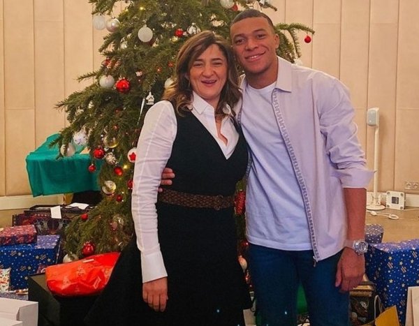 姆巴佩母亲：巴黎拿欧冠我儿并不以为苦涩，他的几段恋情皆谢却易