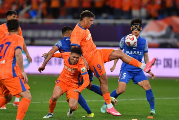 鲁申对决|泰山12日晚对阵申花，退国安后可否摘“花”？