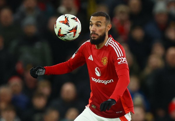 马兹拉维：英超莫得冬歇很难堪，让我踢得最繁忙的敌手是三笘薫