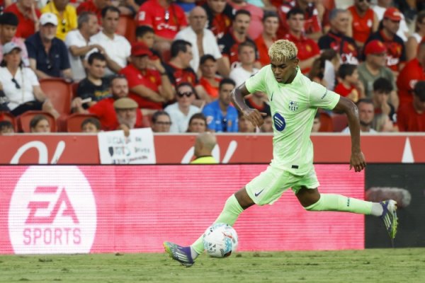 记者：西足协保证，他们不知说念亚马尔抵达西班牙队时有任何不适