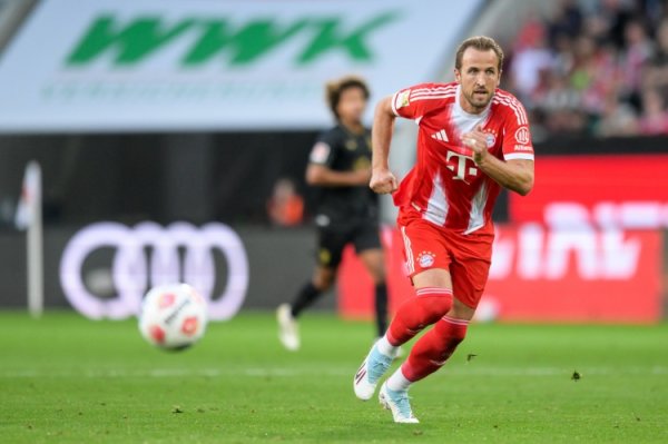 法尔克：要是本赛季凯恩助拜仁拿欧冠，也许明夏回英超冲希勒记载