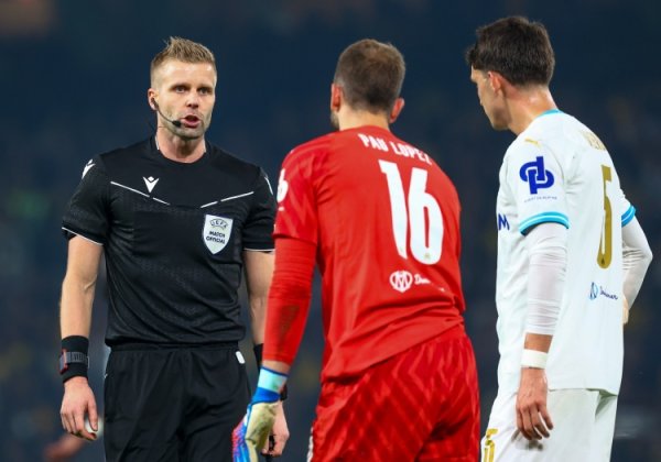 欧足联公布纽卡vs巴萨裁判名单：瑞典名哨尼贝里功令