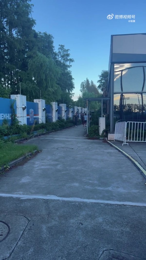 杨翼：李可、戴伟浚投入全队合练，阿马杜、米内罗单独磨砺