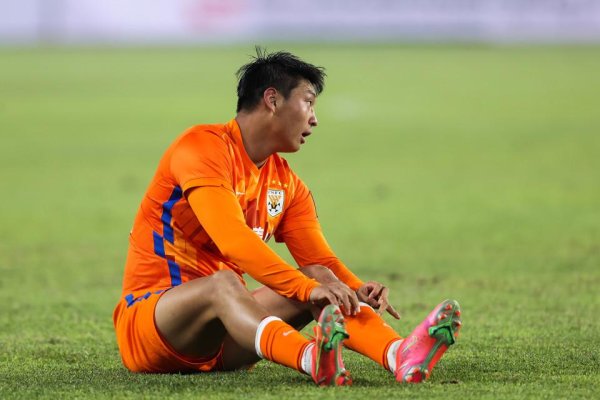 被终生禁足！26岁郭田雨回复赌球：不怪罪金敬谈，也没抱歉泰山