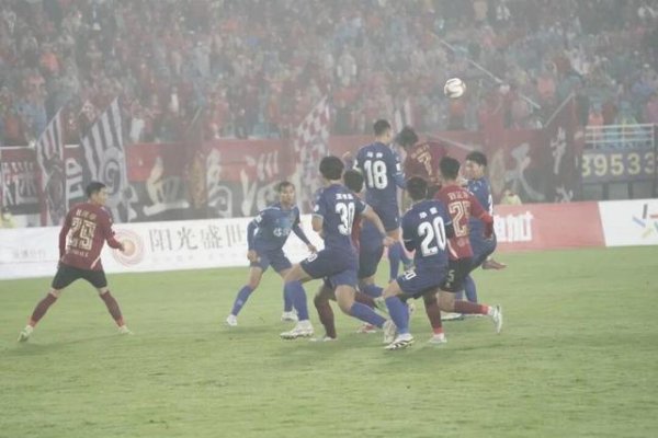 王人鲁超赛风浪录