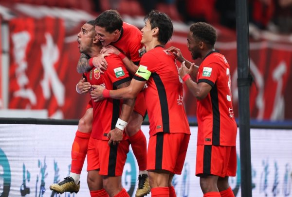 刘闻超：海港教悔赛4-3取胜，莱昂纳多双响，王燊超、吕文君破门