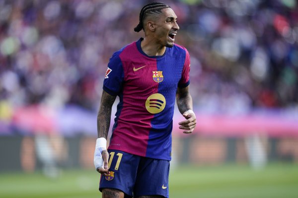 每体：拉菲尼亚正争取尽快复出，巴萨但愿他国度德比前富足康复