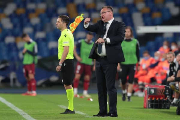 东体：米赫涅维奇接近国足帅位？足协等方面临此听说保握千里默