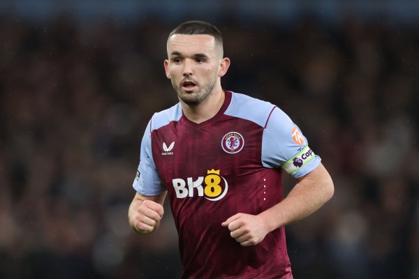 电讯报：维拉队长麦金行将与球队续约，他现时公约2027年到期