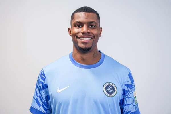 11场10球2助攻，韦斯利刷新新鹏城球员中超单赛季参与进球数记录