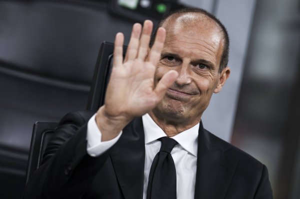 阿莱格里：米兰今天踢得至极好，莱奥和福法纳皆很擅长点球