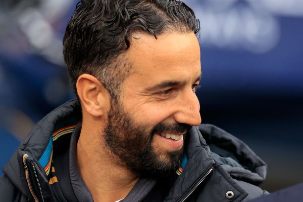 布莱顿主帅：阿莫林是最优秀的援手之一，他昔时如故解释了这极少