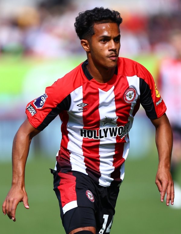 德天外：F-卡瓦略冬窗细则离开布伦特福德，恒久出售也在计划当中