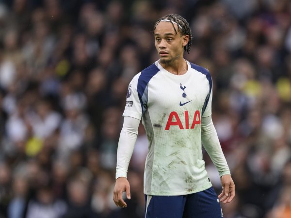 西蒙斯欧冠单场创造3次首要契机，2016-2017赛季之后热刺球员最多