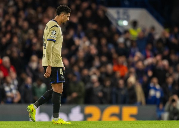 阿斯：阿劳霍将缺席对马竞的比赛，红牌后特地衰颓球队让他休息