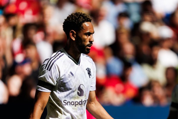 罗马诺：库尼亚仍是伤愈回到曼联西宾中，不错出战下轮联赛