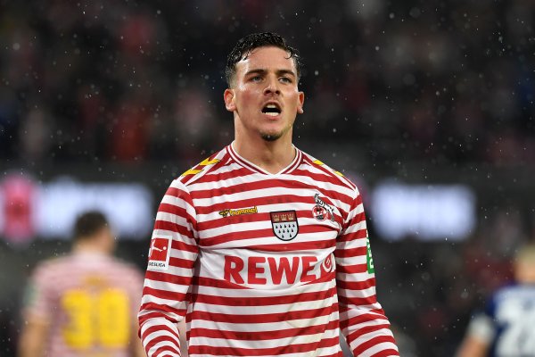 记者：拜仁挑升补强左边锋，仍关心马利克·福法纳但马拉更优先