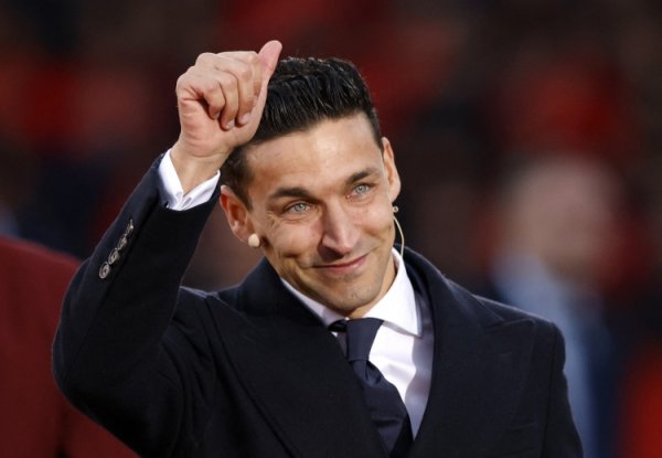 阿斯奇迹配置奖！塞维利亚队长纳瓦斯感言：公共赐与的爱难以置信